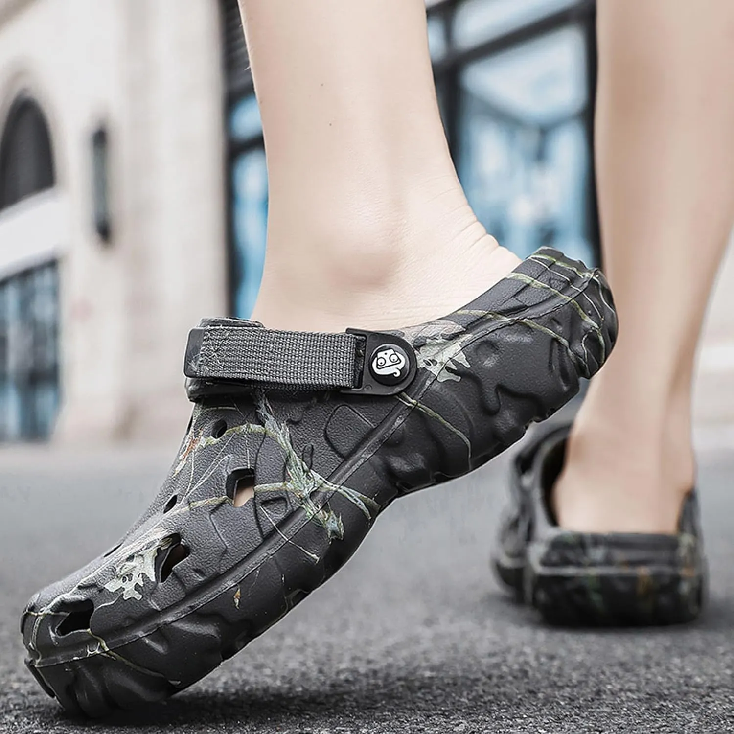 CERYTHRINA Men??s Clogs Garden Shoes: Sandals ?C Camo Lightweight Home Slippers - Non-Slip Athletic Walking Shoes for Teens & Adults (18?C35)